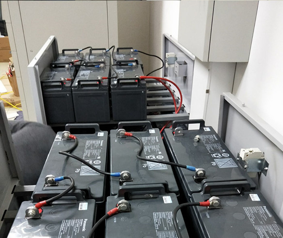 深圳某網絡公司松下蓄電池（12V100AH）安裝施工
